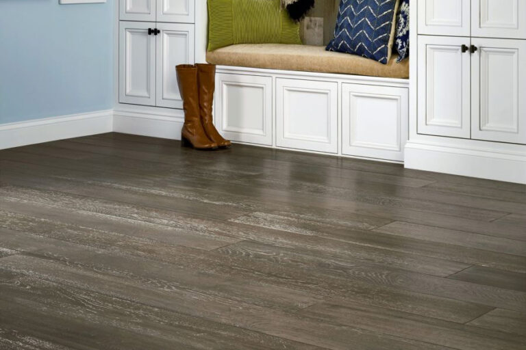 Read more about the article Choose White Oak Hardwood Flooring
