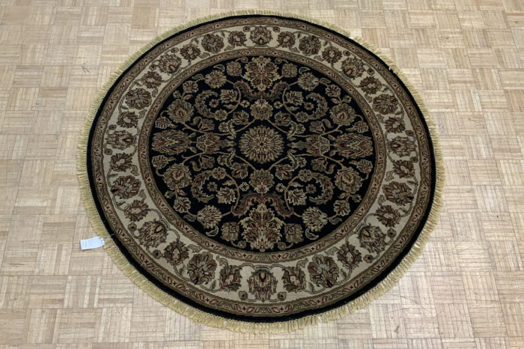 Anchor Ottomans with a Round Rug